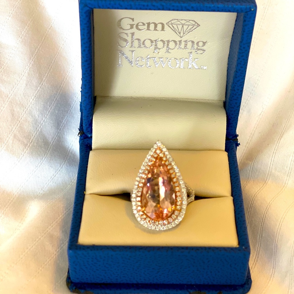 14K Gold Morganite Ring